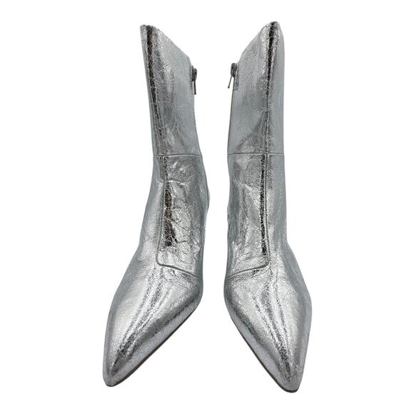 W TAGS & SIGNS OF WEAR Dolce Vita Gradie Silver Kitten Heel Boot Size 8.5 - Picture 2 of 9